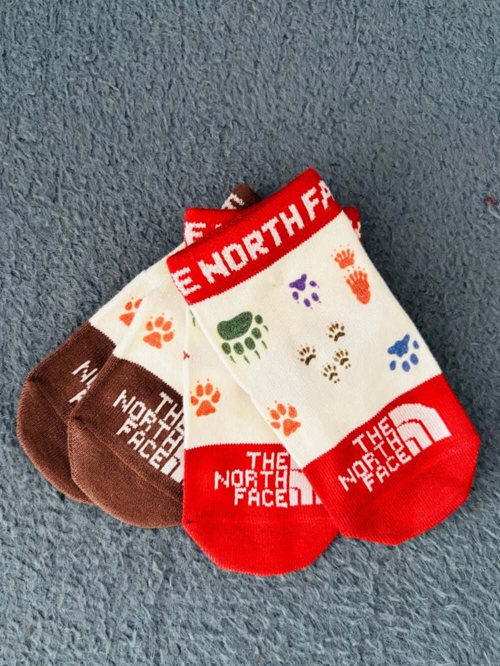 THE NORTH FACE Baby Socks Set Paw Print 2T New